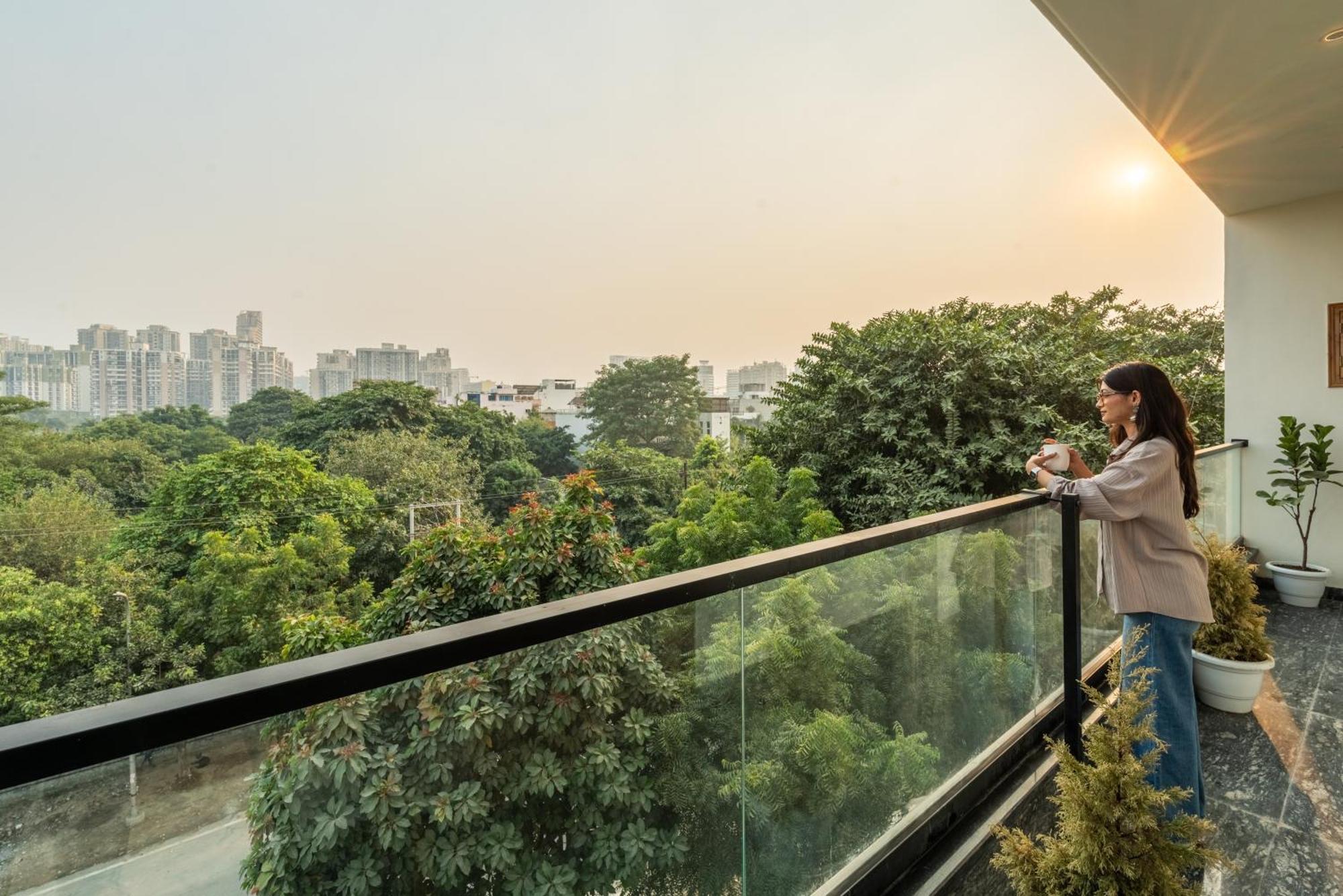 Lime Tree Hotel & One Bhk Serviced Apartment Noida - Sector 50 Metro Exterior foto