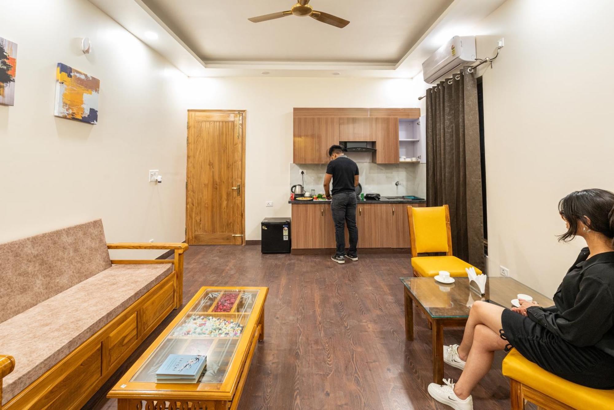 Lime Tree Hotel & One Bhk Serviced Apartment Noida - Sector 50 Metro Exterior foto