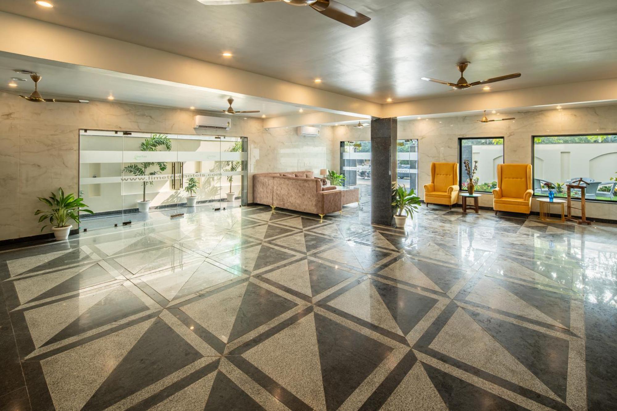 Lime Tree Hotel & One Bhk Serviced Apartment Noida - Sector 50 Metro Exterior foto